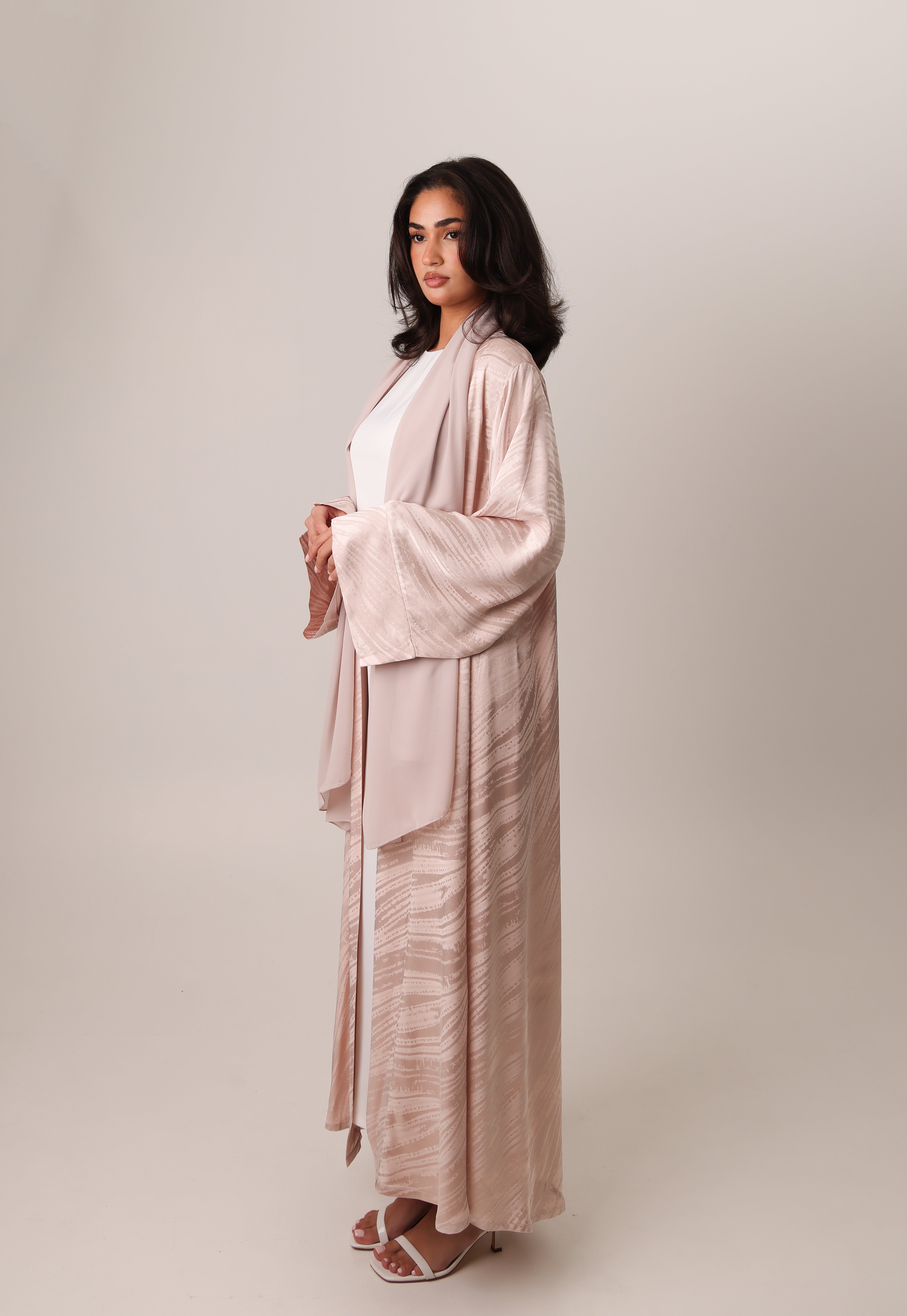 Open-Abaya-Jacquard-Silk-Scarf-Pink-Modest