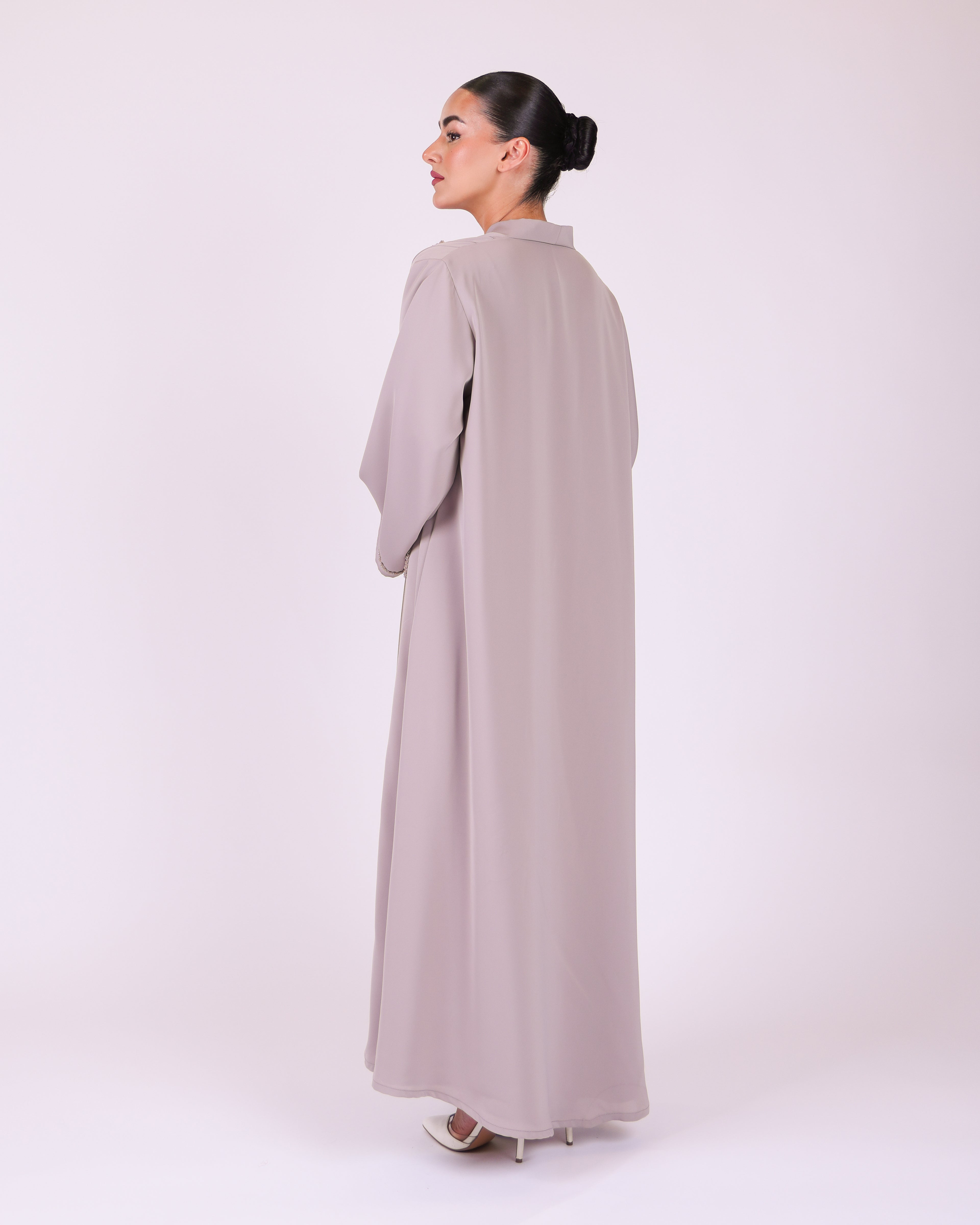 PREMIUM_ABAYA_HANDMADE_CLOSEDABAYA_EMBROIDERY_MAXI_DRESS_BUTTONED_LONGSLEEVE_MAXI_PREMIUMFABRIC_BREATHABLE