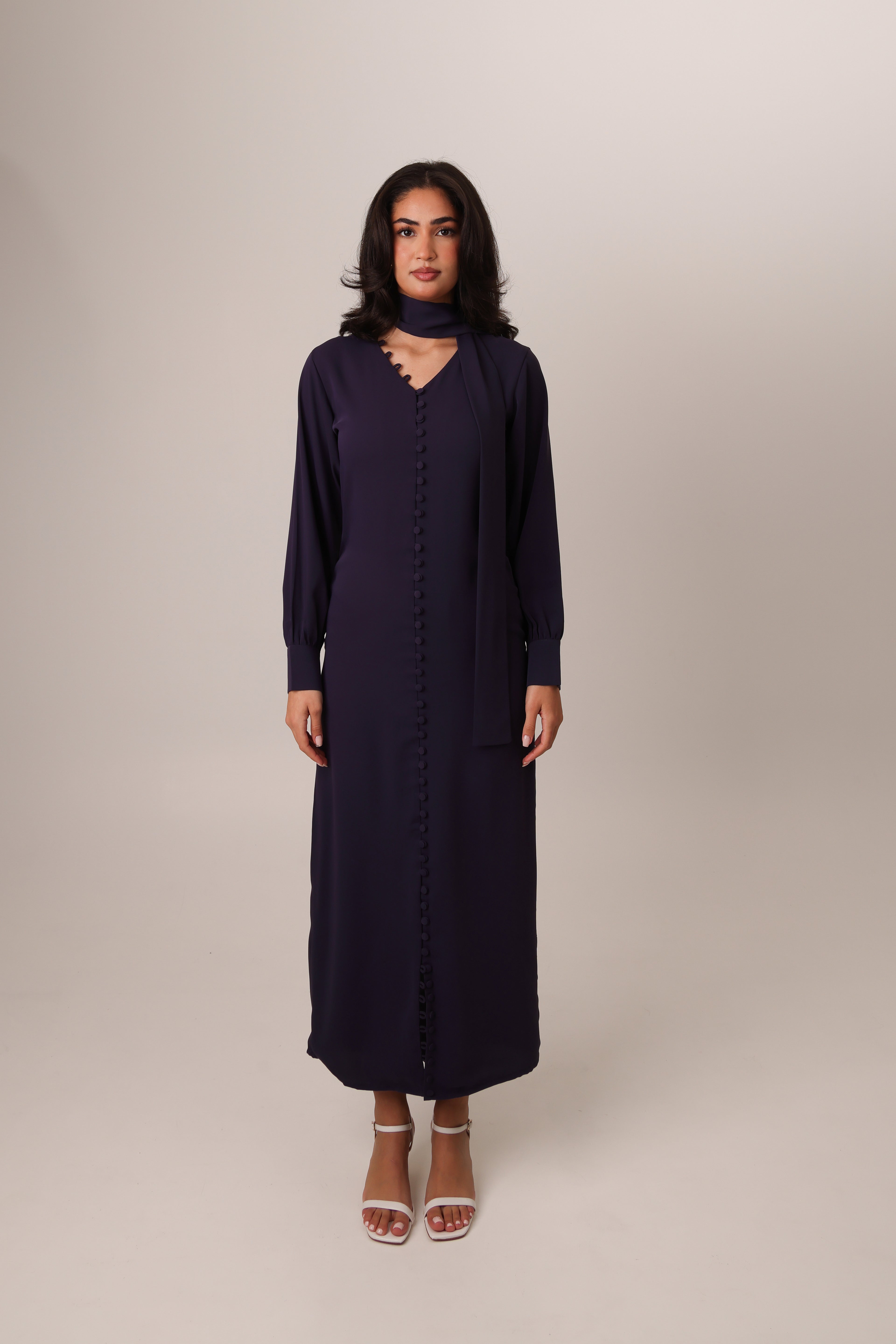 MAXIDRESS_BUTTONED_MODEST_MODESTWEAR_LONGSLEEVE_VNECK_NOTSEETHROUGH_PREMIUMFABRIC