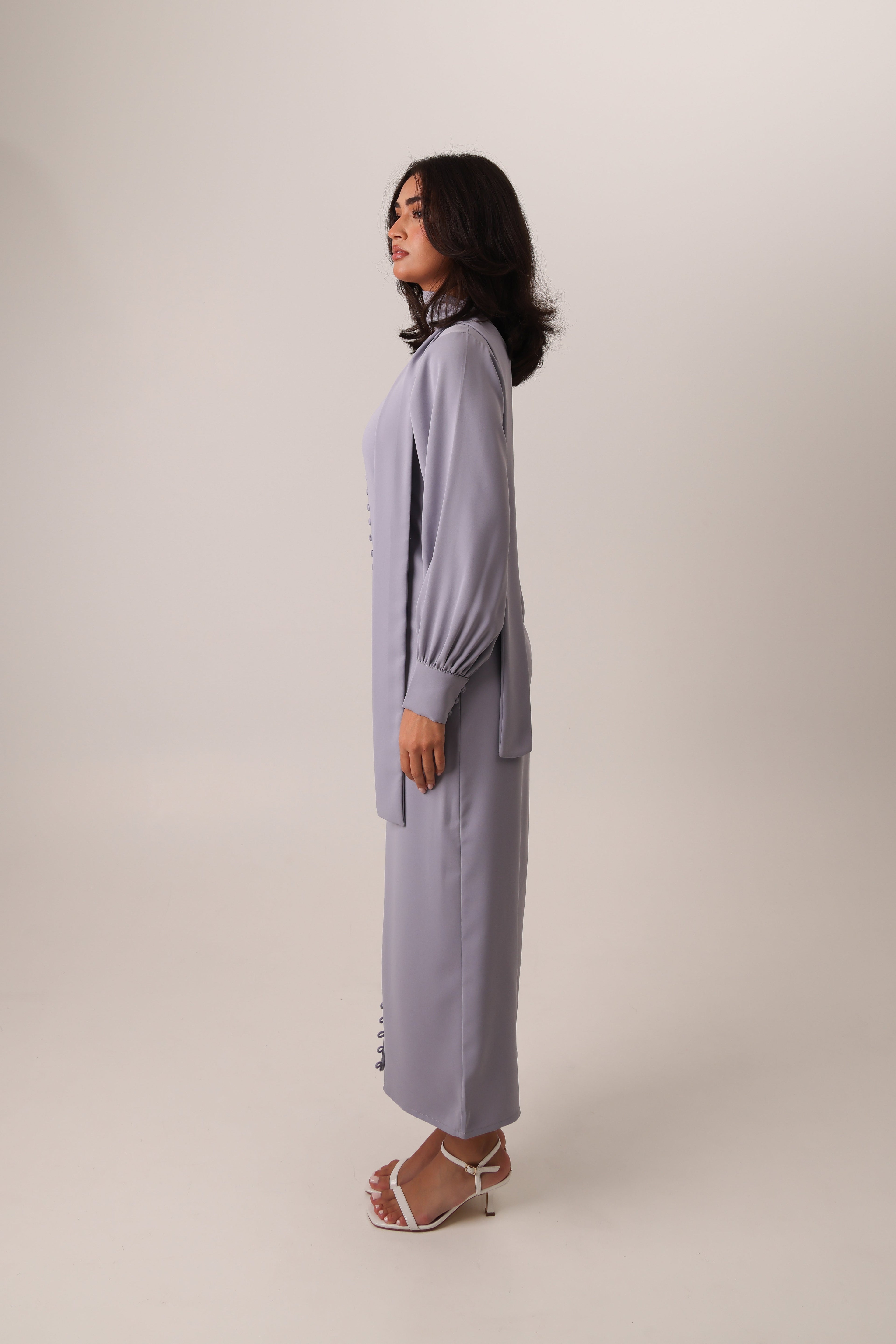 Lilac Noura silky buttoned maxi dress – look 2