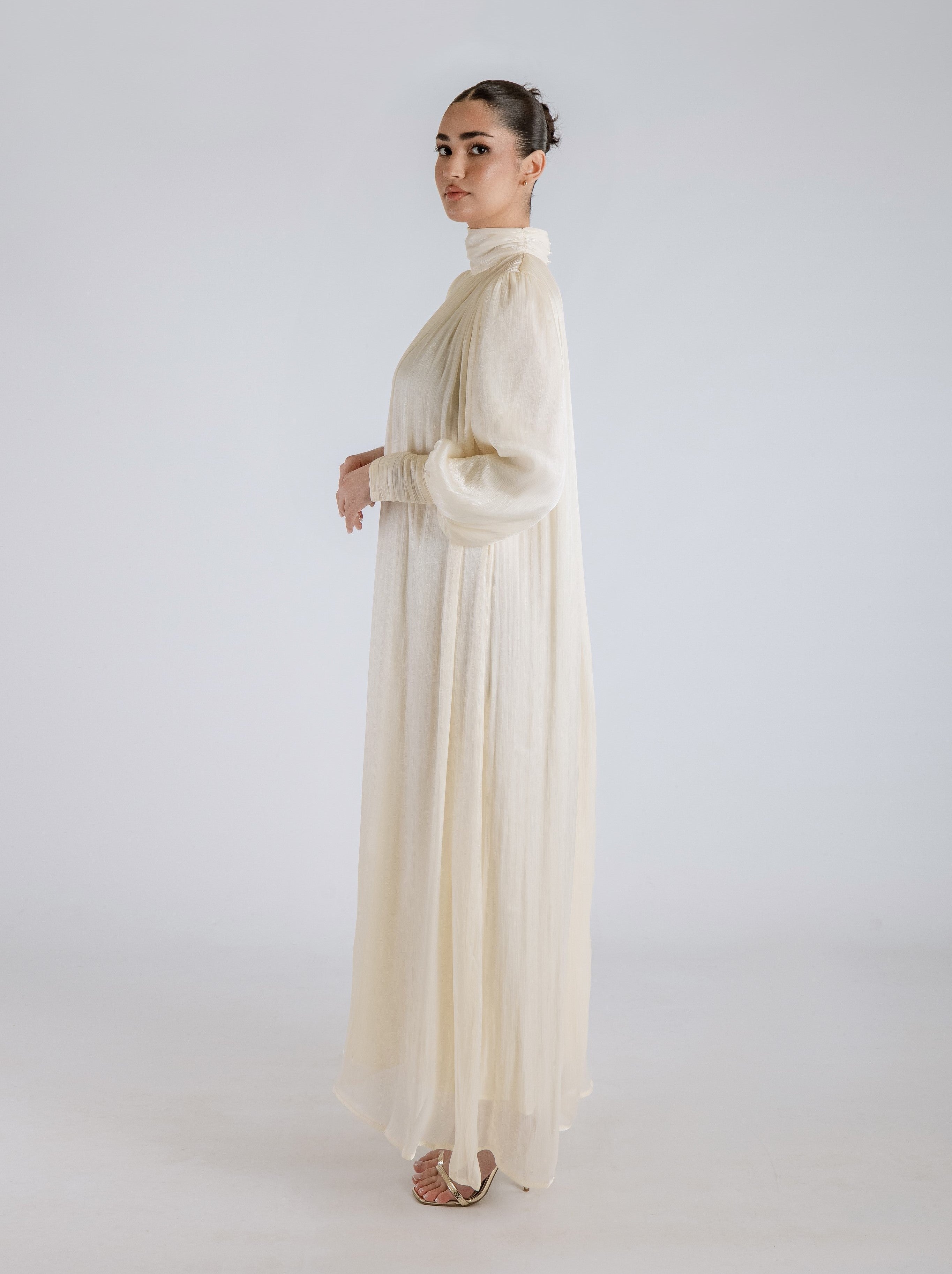 long-shiny-pearl-organza-modest-bubble-sleeve-waist-maxi-dress-beige-ivory