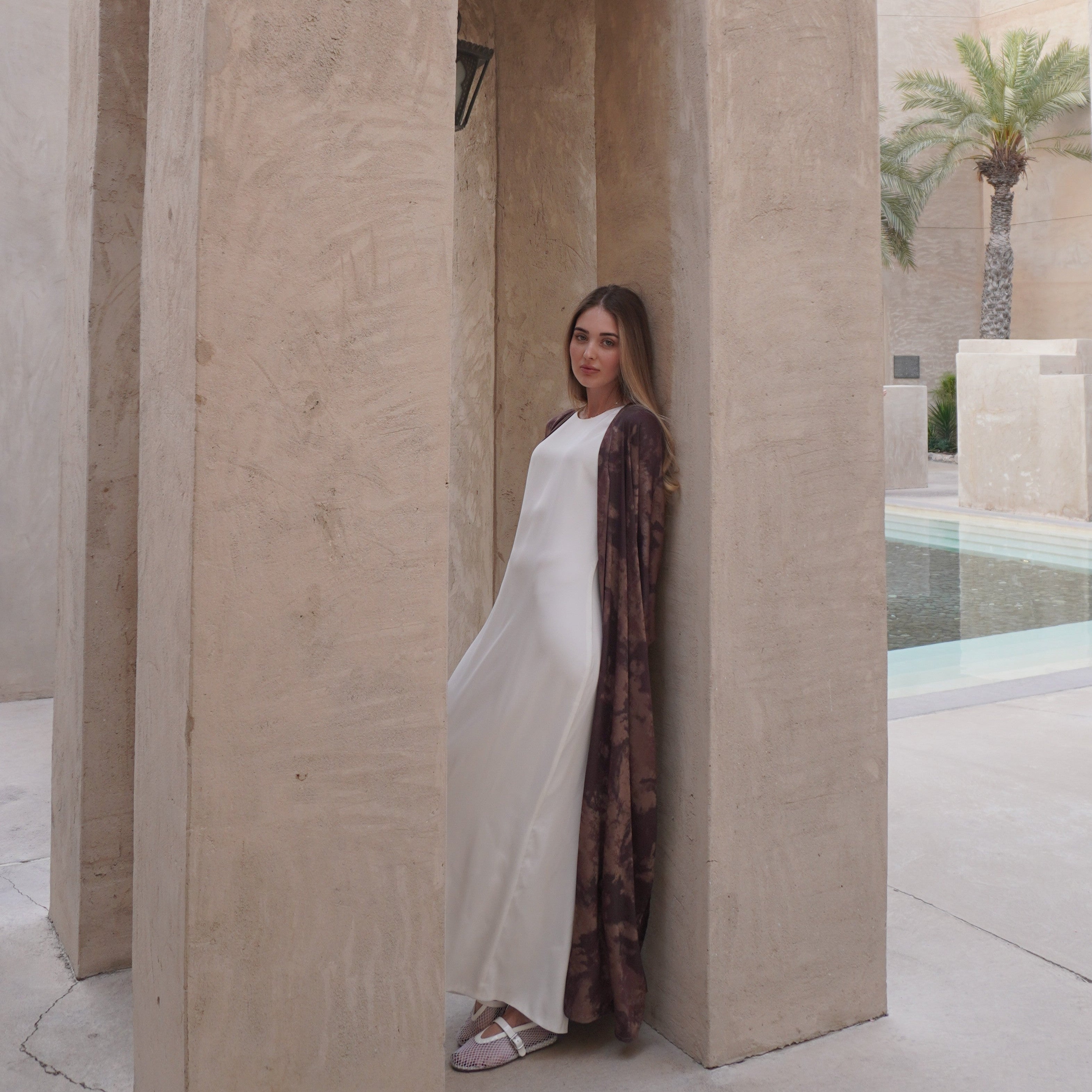 Matte Hawa butterfly-style open abaya in silky polyamide, full-length view