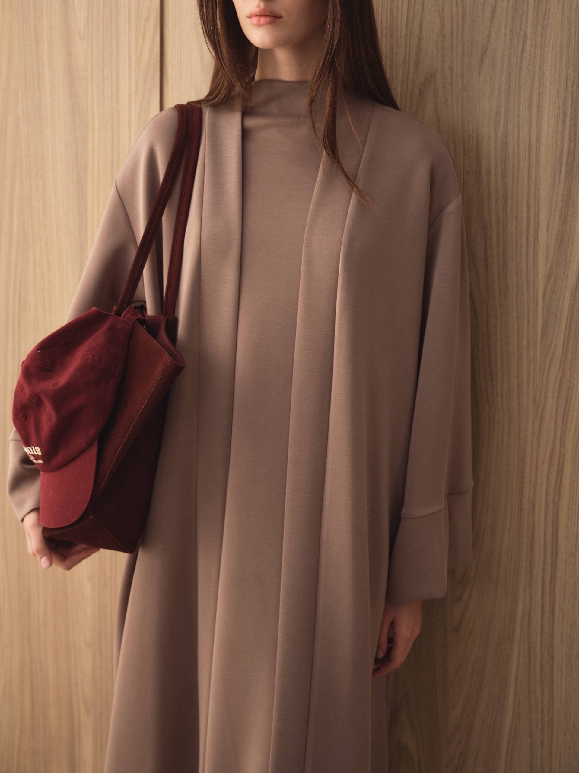 MOVE 01 Modal Stretch Abaya Set in Mink Cocoa Brown, styled close view.